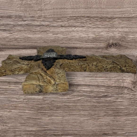 SPIRITUAL HARVEST CROSS - Picture 3 of 4